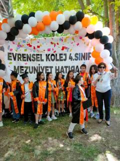 Evrensel Kolej